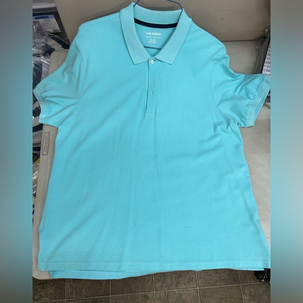 Men’s Joe fresh size xl polo shirt